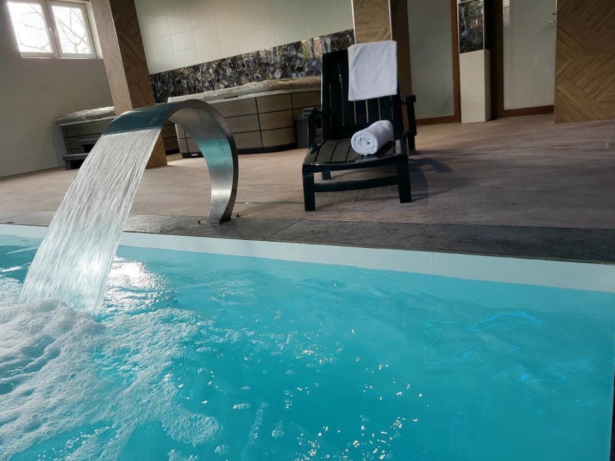 Appartement Dom Jastrzebia Z Basenem I Jacuzzi à Jastrzębia Góra Extérieur photo