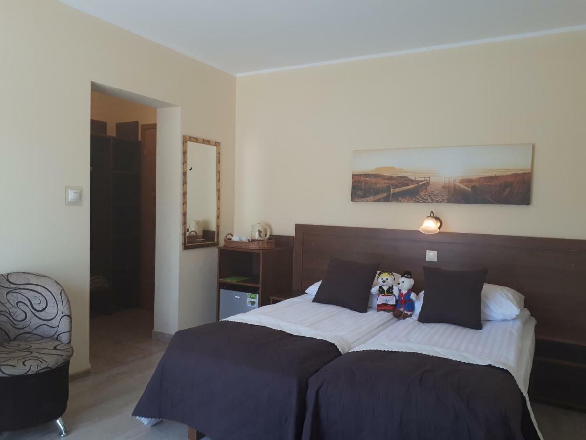 Appartement Dom Jastrzebia Z Basenem I Jacuzzi à Jastrzębia Góra Extérieur photo