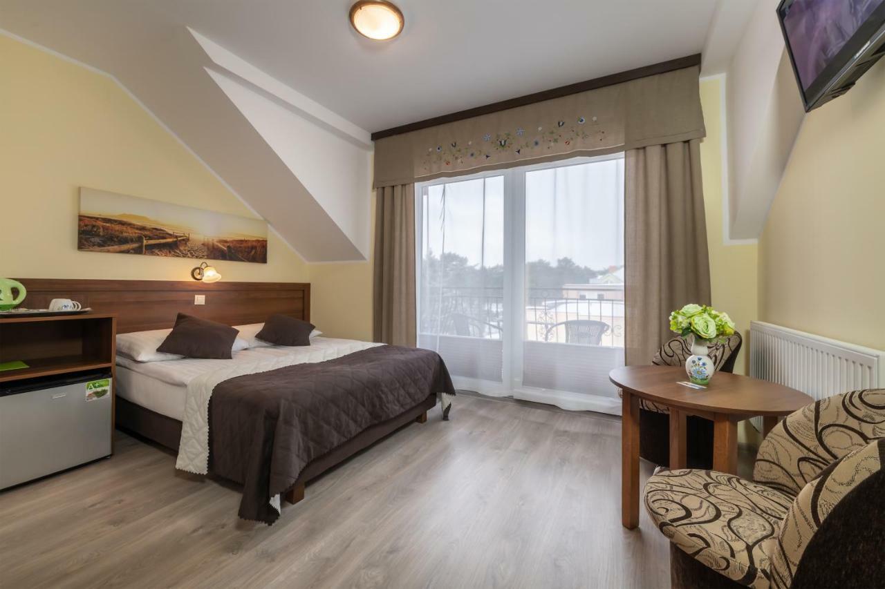 Appartement Dom Jastrzebia Z Basenem I Jacuzzi à Jastrzębia Góra Extérieur photo
