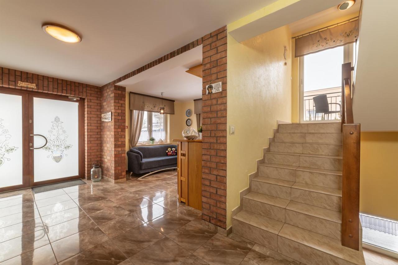 Appartement Dom Jastrzebia Z Basenem I Jacuzzi à Jastrzębia Góra Extérieur photo