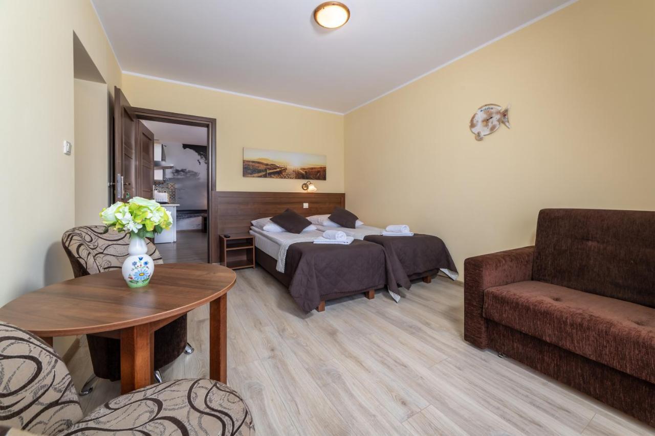 Appartement Dom Jastrzebia Z Basenem I Jacuzzi à Jastrzębia Góra Extérieur photo